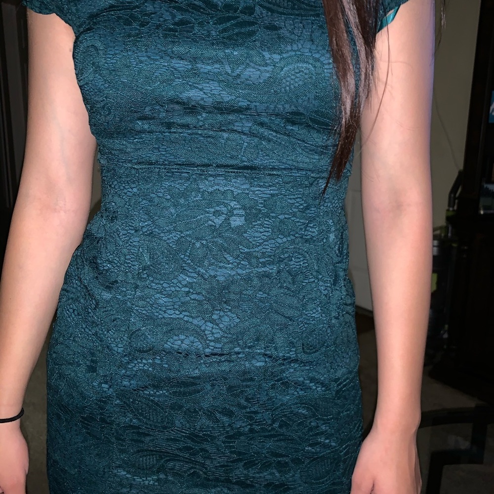 Long dress brand new & clean - Picture 5 of 5